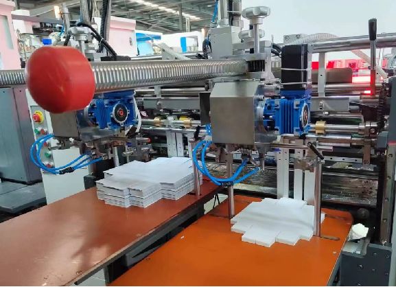 多機能2 in 1 インテリジェント高速自動硬質ボックス製造機 50-70個/分