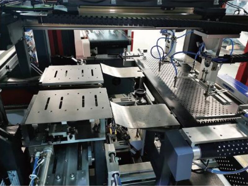 高速抽出式箱製造システム 20-30pcs/min ワインボックスに適したチューブボックス